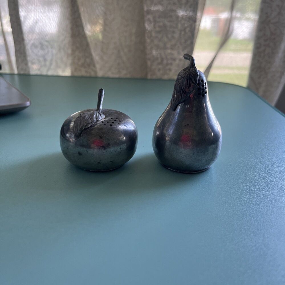 Kirk Stieff Pewter Apple and Pear Salt and Pepper Shakers With Stoppers 1970’s